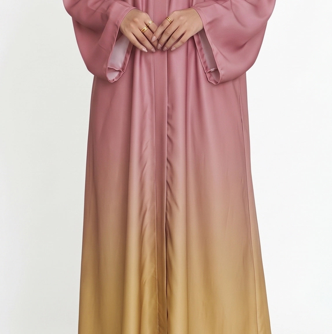 Dusty pink and beige ombre abaya with wide sleeves 